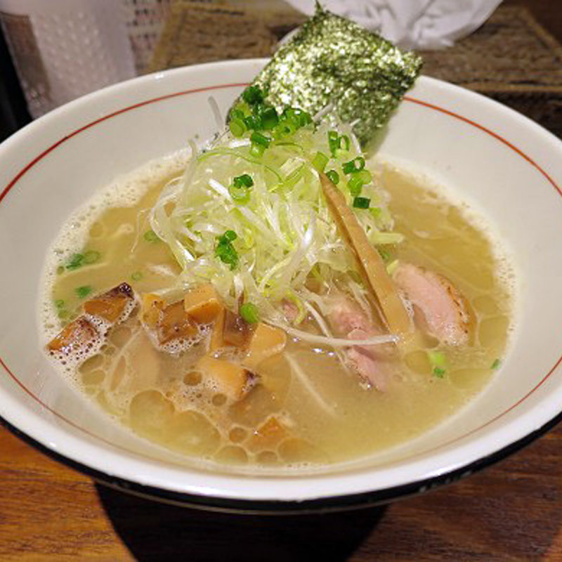 松茸薫る鴨白湯(麺と心 7 )