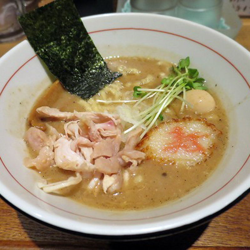 焼き味噌仕立ての鯛白湯ラーメン(麺と心 7 )