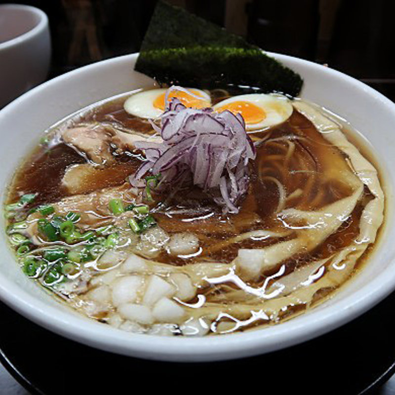 鶏醤油らーめん(麺のようじ)