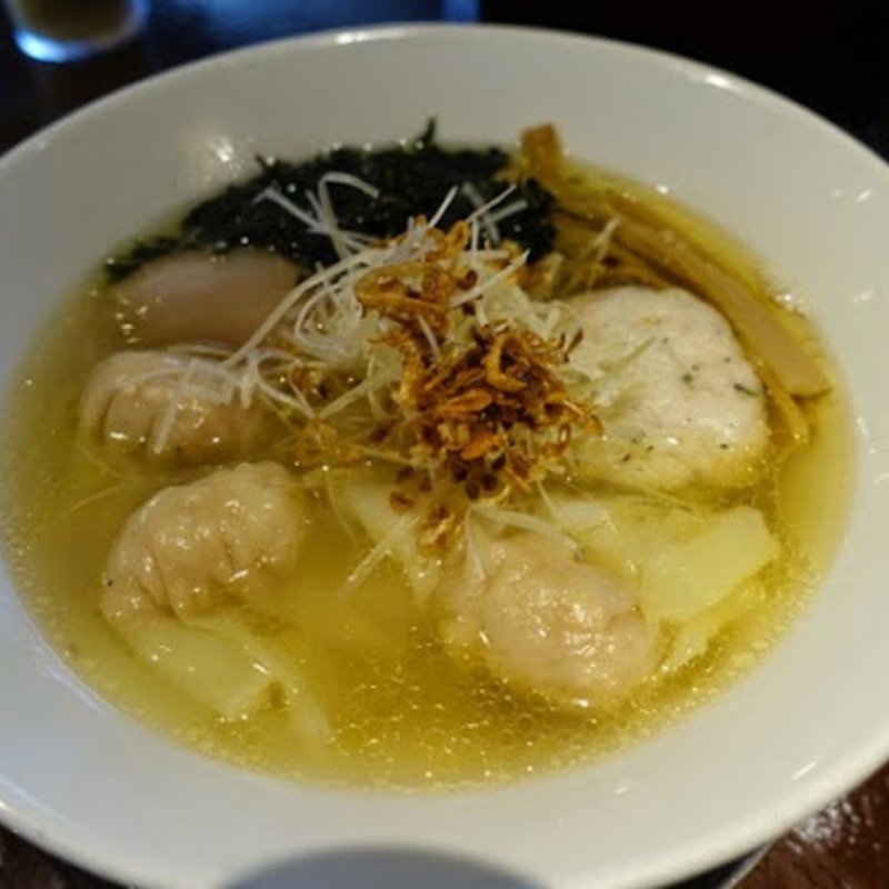 焼きあご潮味そば海老ワンタン入り(麺の坊　砦)