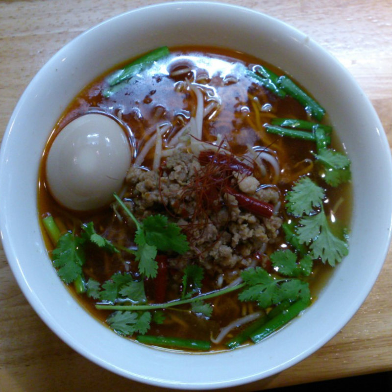 台湾パクチーそば+味付玉子(麺の樹 ぼだい)