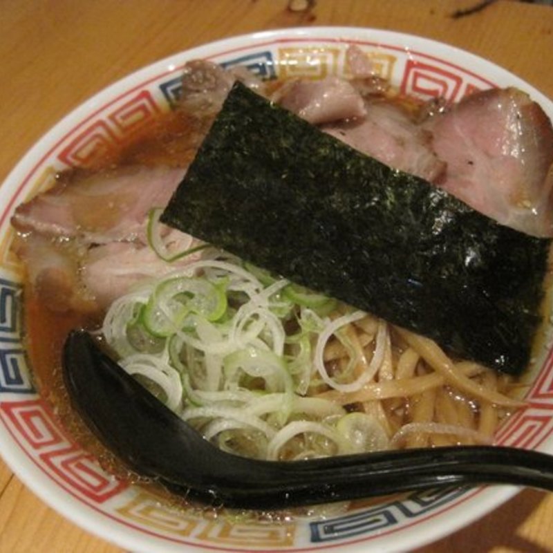 肉増し醤油ラーメン(麺ハウス こもれ美 )
