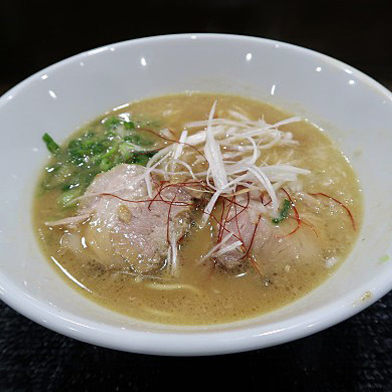 鶏白湯らーめん(麺ヒーロー)