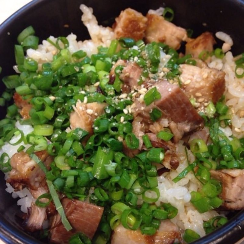 チャーシューご飯(麺や けせらせら)