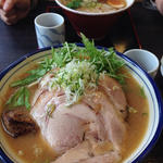 炙りトロチャー味噌野菜ラーメン(麺や 北町 )