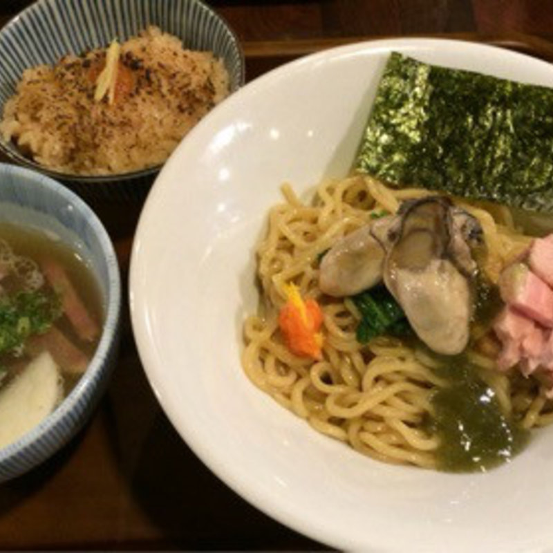 牡蠣の塩つけ麺(麺や 庄の)