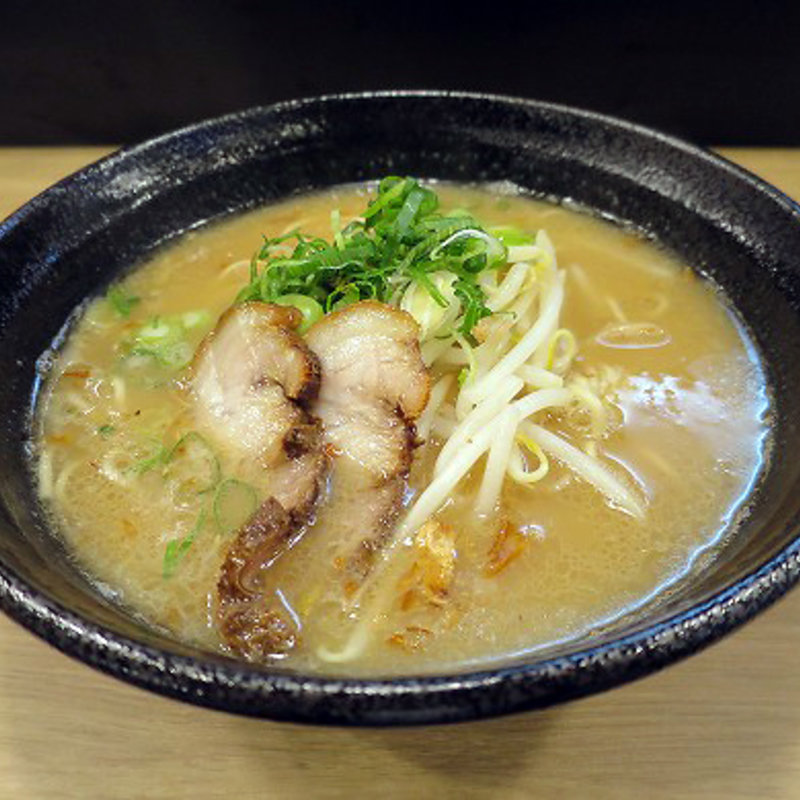 凛のトンコツ醤油(麺や 蓮と凜 （メンヤ レントリン）)