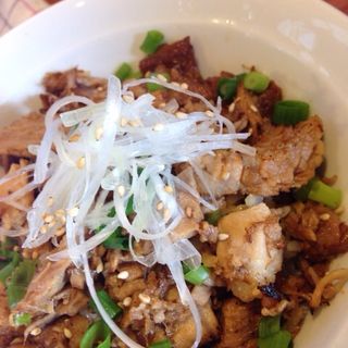 チャーシューご飯(麺や 亀陣)