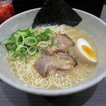 鶏とんこつラーメン(麺や心 近大前店 )