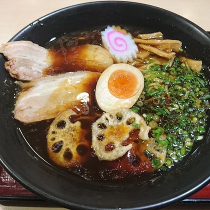 たまり醤油らーめん(炙り焼 丼・どん )
