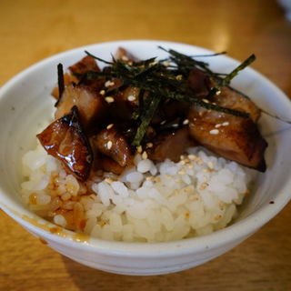 チャーシュー丼(麺処 けんじ)