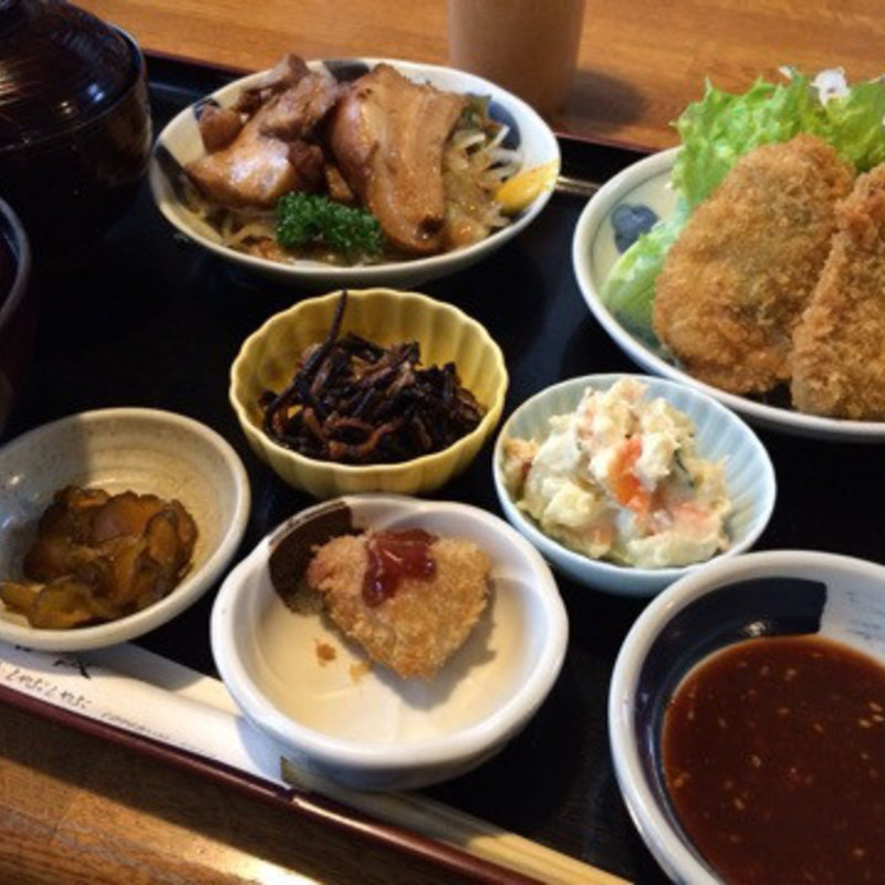 豚の角煮とひれかつ(麺処・とんかつ京いぶき)