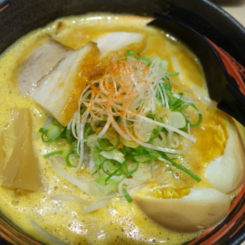 鶏白湯赤辛らーめん(餃子専門店一ちゃん )