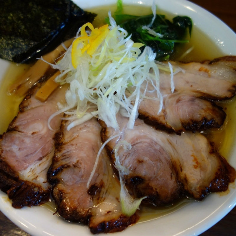 黄金塩チャーシューそば(麺匠ことぶき )