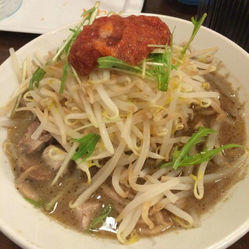 二郎系(麺匠さくら咲く 阿波座本店)