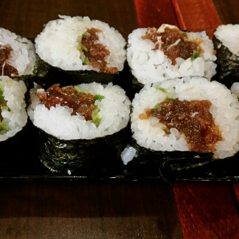 中落ち鉄火巻(麺哲支店 麺野郎 )