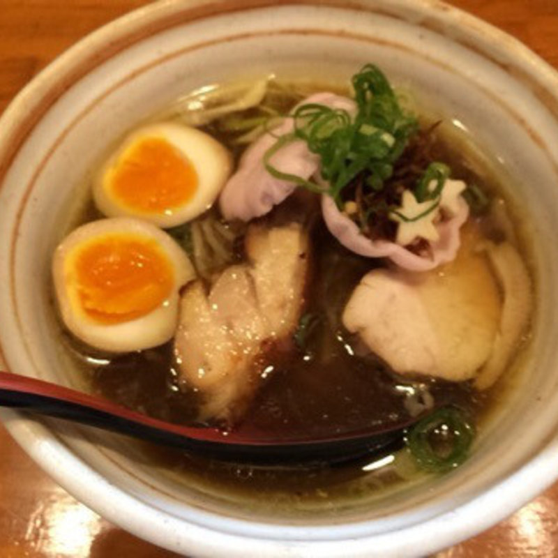 ホンビノス貝の醤油ラーメン(麺場voyage)