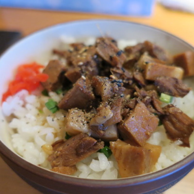 豚めし(麺家 喜多楽 （めんや きたら）)