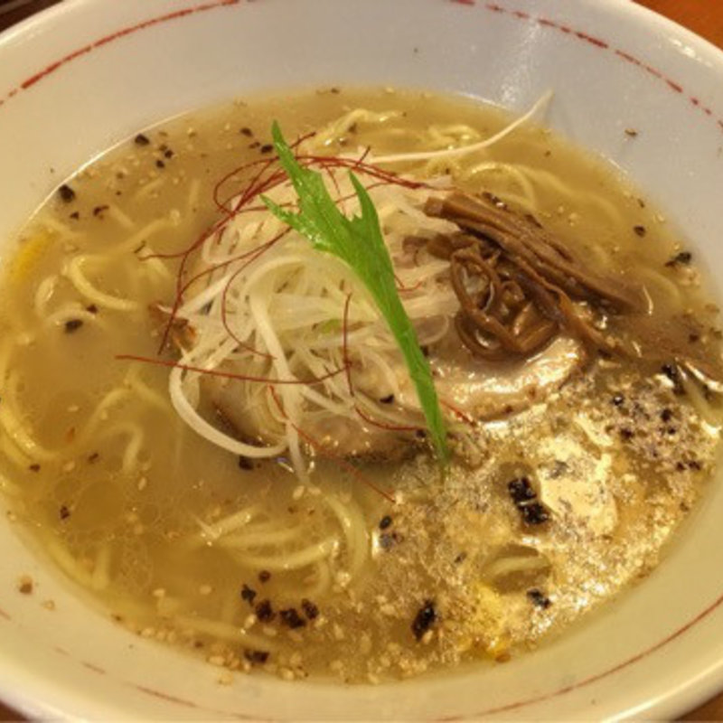 天塩らーめん(麺家 麺一献)