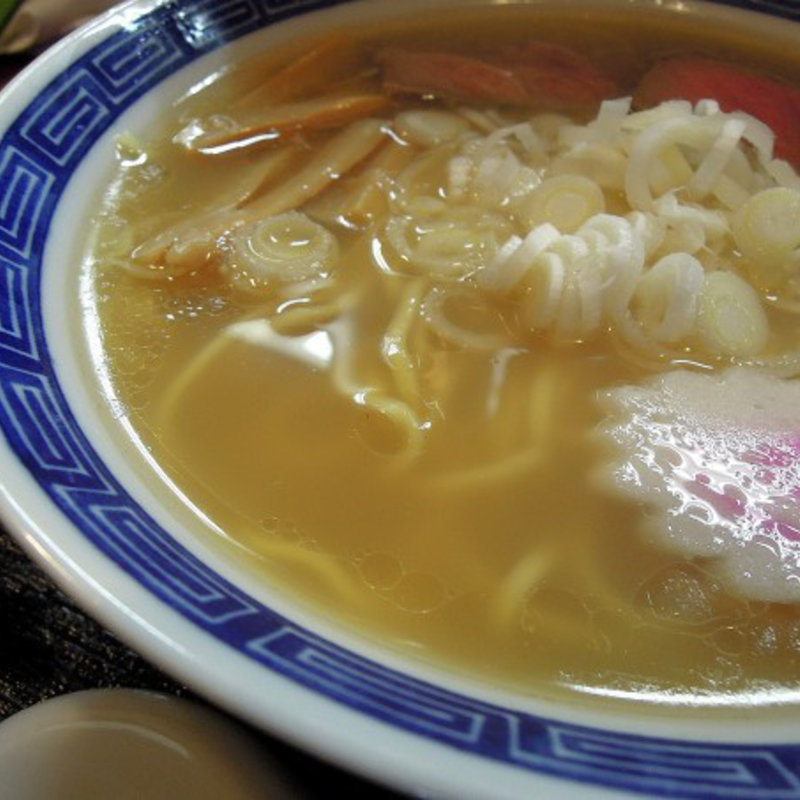 煮干し白しょうゆラーメン(麺家チャクリキ )
