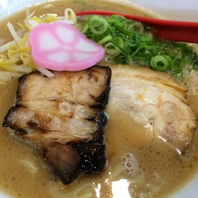 豚骨醤油ラーメン(麺家八兵衛)