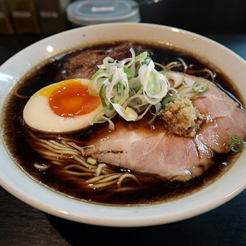 重厚醤油そば(麺将 重厚軍団)