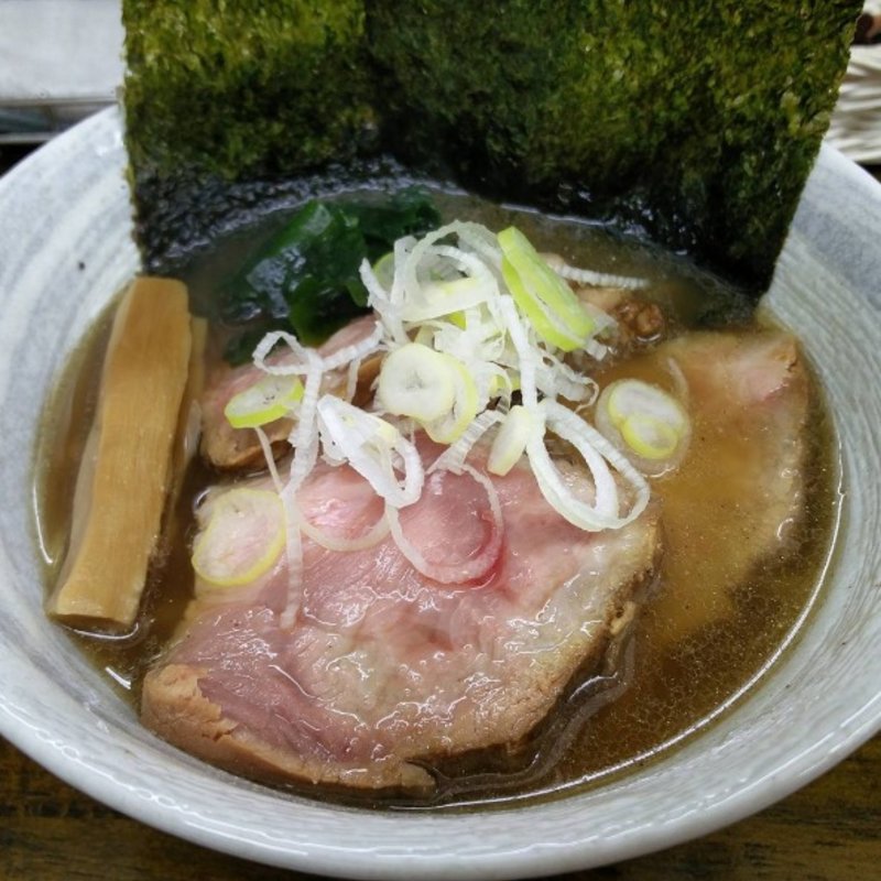 煮干し中華そば(麺屋 よしすけ )