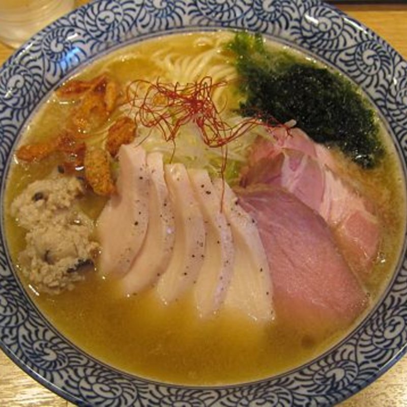 こってり鶏らーめん(麺屋 一燈 （いっとう）)