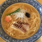 宇和島産真鯛の清湯ラーメン+贅沢丼