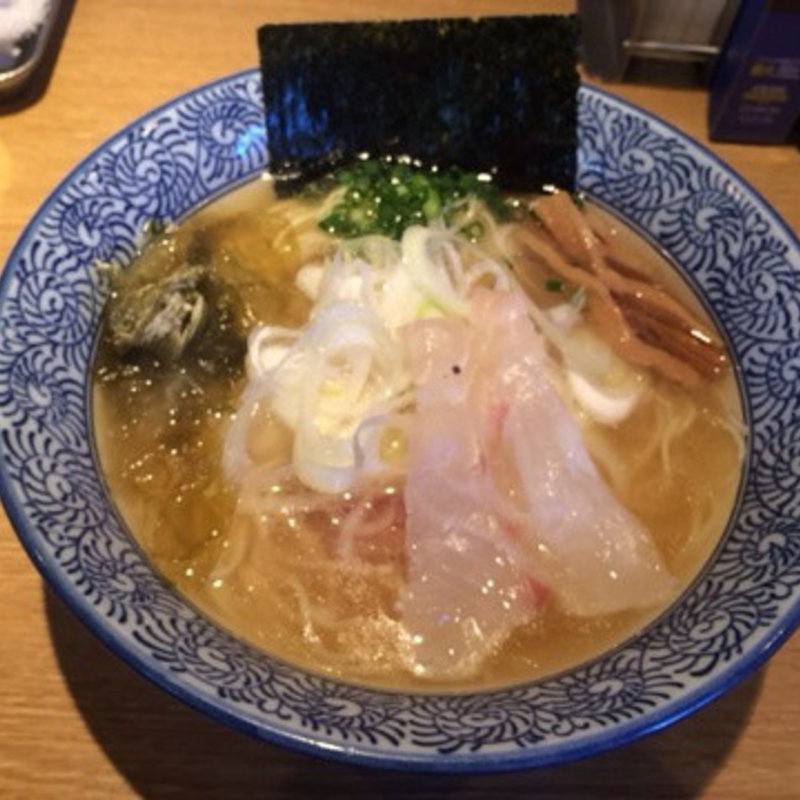 鮮魚ラーメン(麺屋 一燈 （いっとう）)