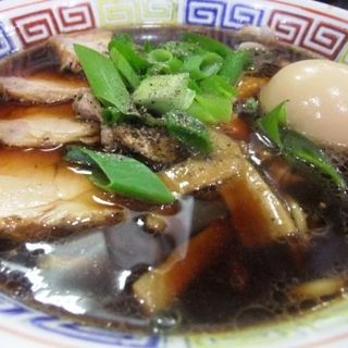 中華そば・肉増し・煮玉子入り(麺屋 丈六)