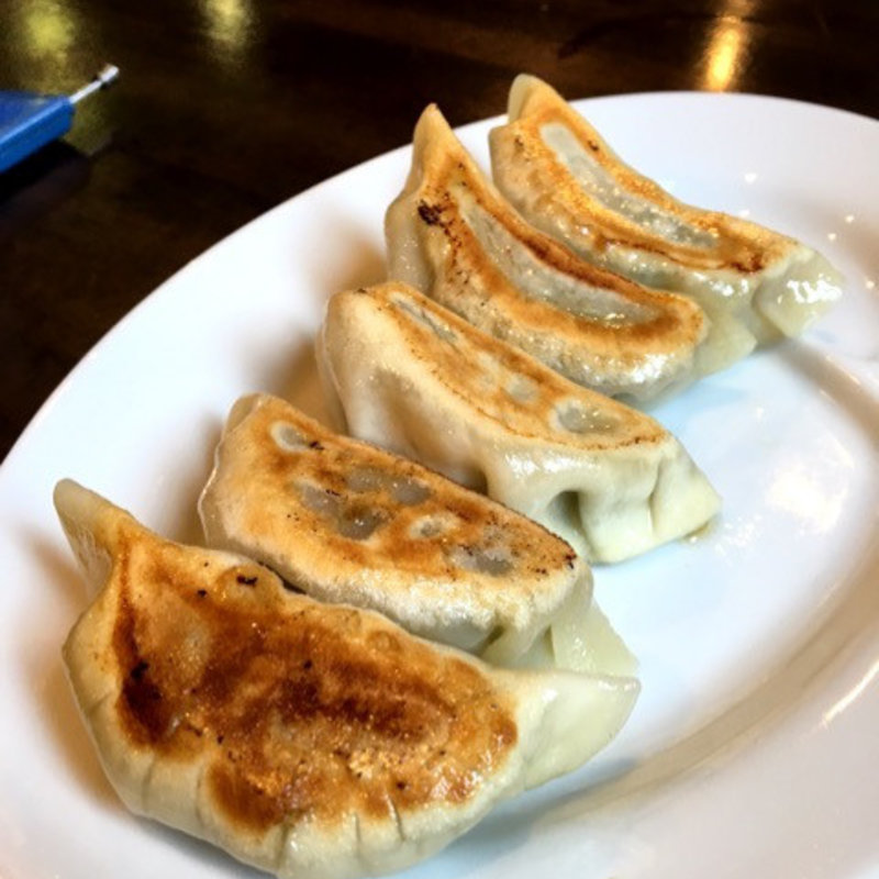 餃子(ラーメンの寶龍駅前店)