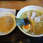 鶏そばセット(チャーハンのおいしい店 東竜)