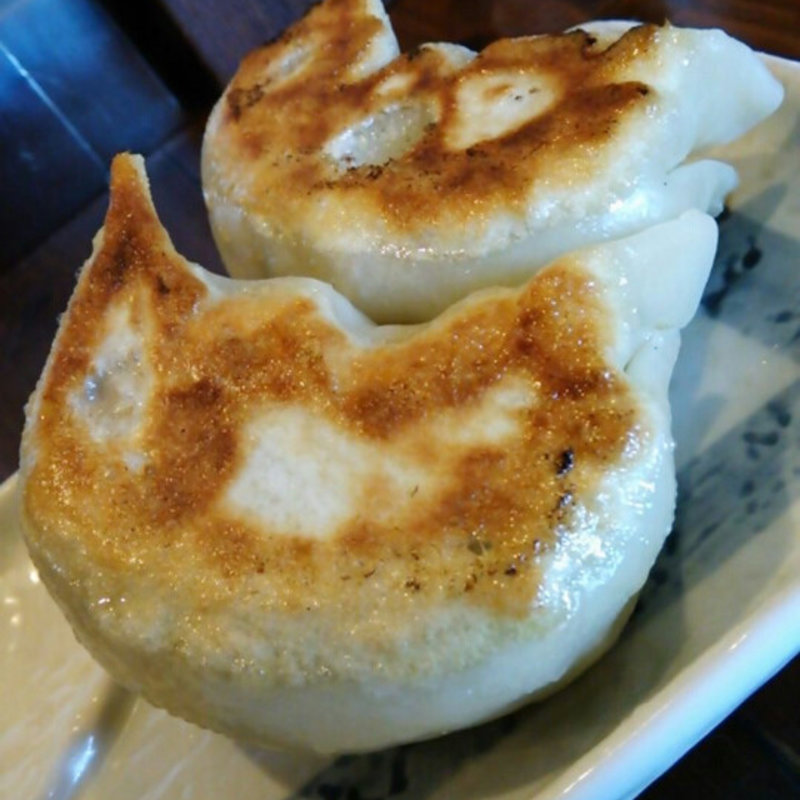 手握り餃子(麺屋 穂華)