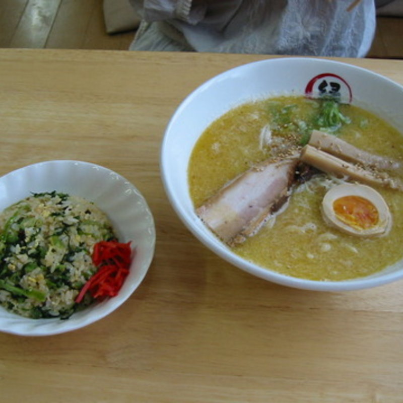 こっさり塩らぁめんと辛子高菜焼き飯（小）セット(麺屋　縁)