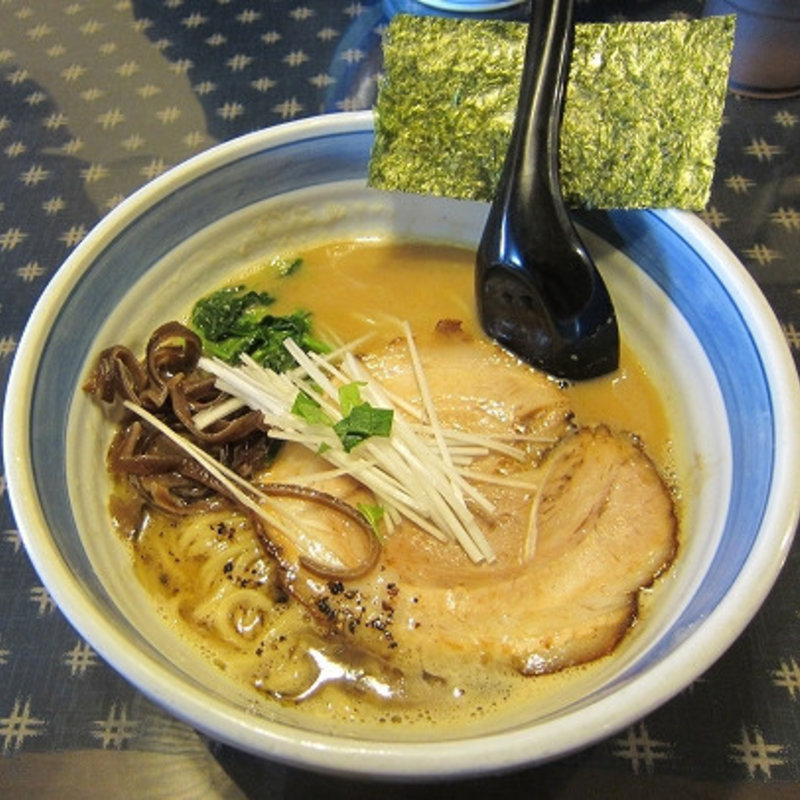 三種の地鶏の鶏白湯ラーメン(麺屋　義國 )