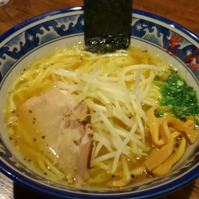 塩ラーメン(麺屋 黒船 御殿場店 （めんや くろふね）)