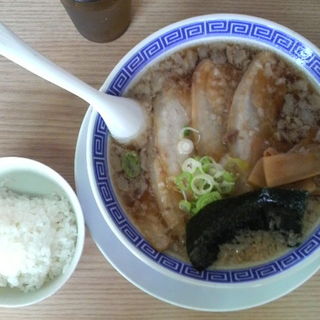 チャーシュー麺(麺屋「一茶」)