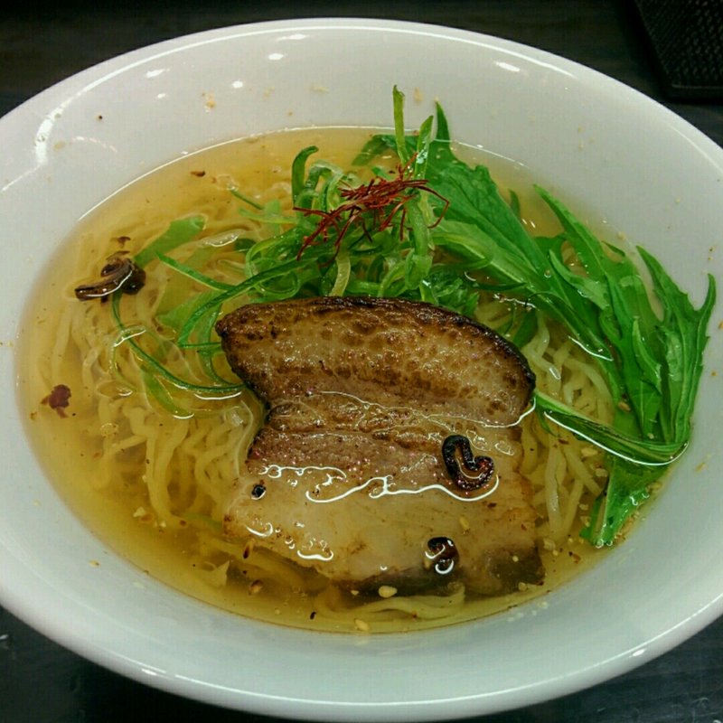 1周年記念  潮薫醤油らーめん(麺劇場玄瑛)