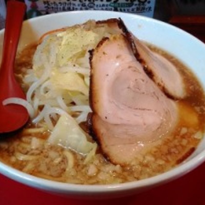 デカ盛り(麺屋あらき 竈の番人 （かまどのばんにん）)