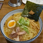 冷たいらーめん(麺屋いつき)