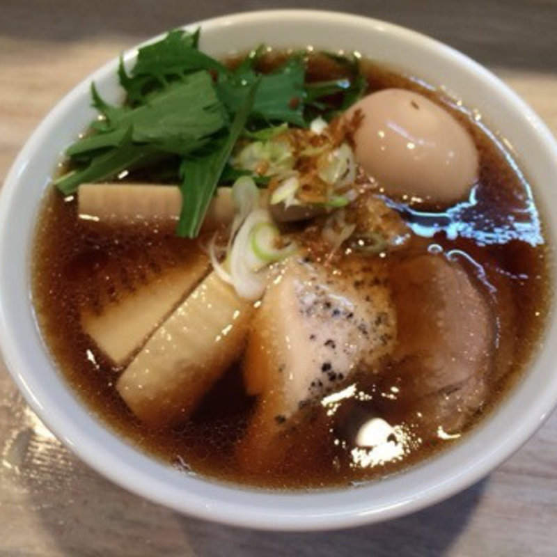 特製醤油ラーメン(麺屋ウィロー （WILLOW）)