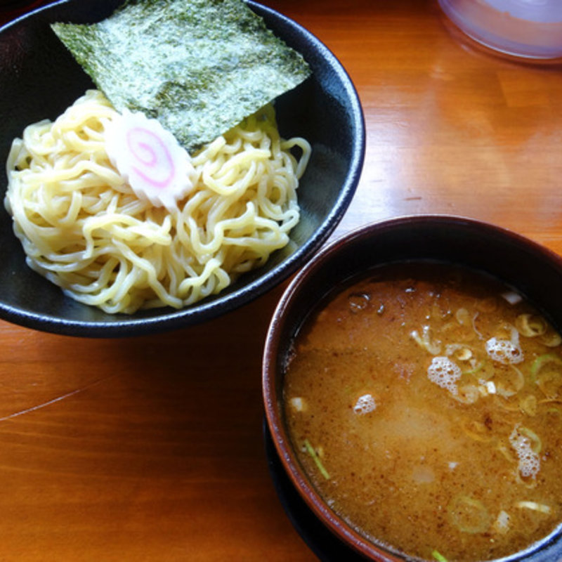 魚介ベースのつけ麺(麺屋 うさぎ 宿院店)