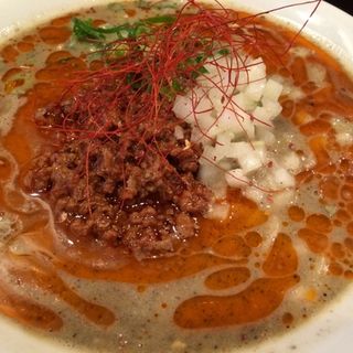 黒胡麻坦々麺の麺大盛り(麺屋えーびす)