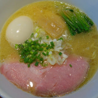 海老塩ワンタン麺(麺屋ことぶき )