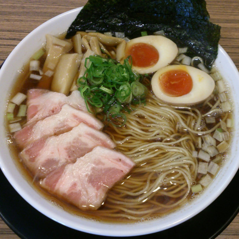 全部のせ　ノスタルジック溜り　1．5玉(麺屋さくら )