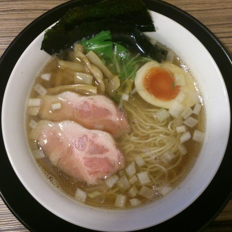 淡麗旨口ラーメン　塩(麺屋さくら )