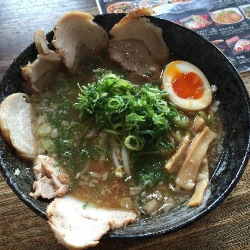 醤油チャーシューメン(麺屋ジョニー 本店 （めんやじょにー）)