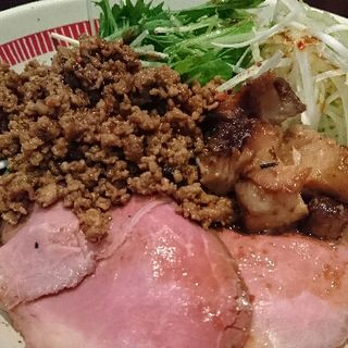 ほぃの肉盛りまぜそば(麺屋ほぃ )