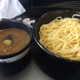 濃厚魚介豚骨　つけ麺　黒(麺屋白虎)
